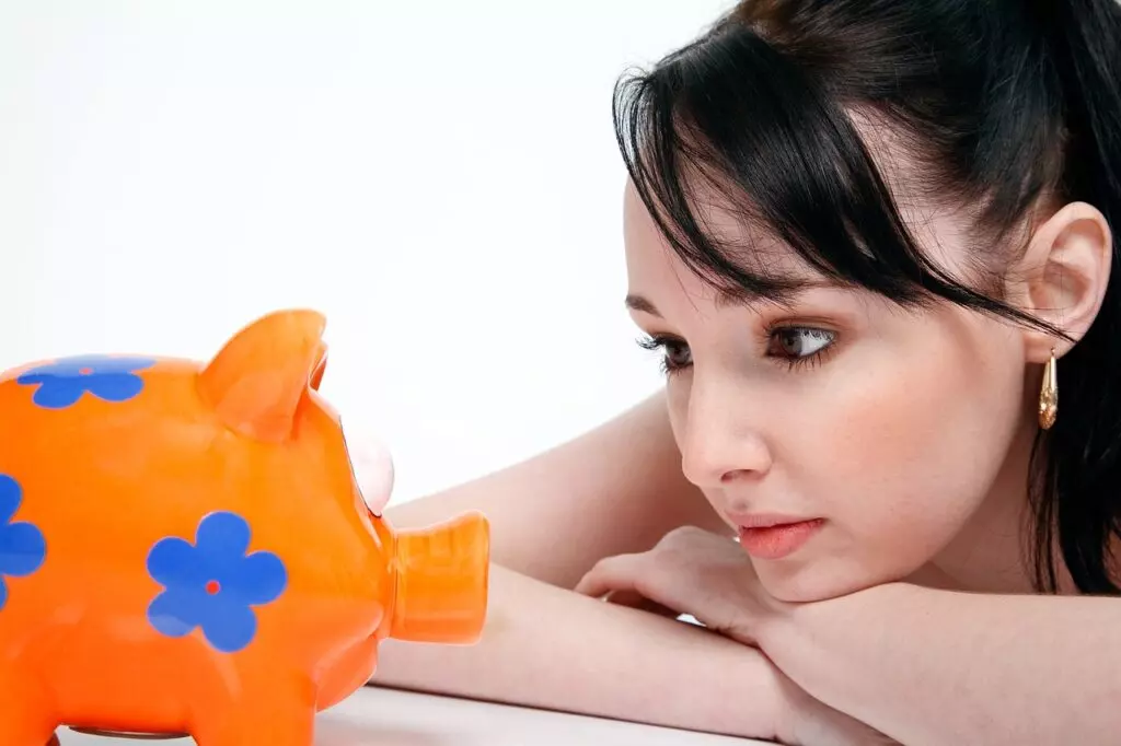 How to Get a Low Interest Title Loan